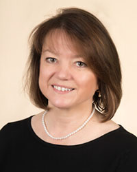 Dolly Willems: Senior Physician Recruiter